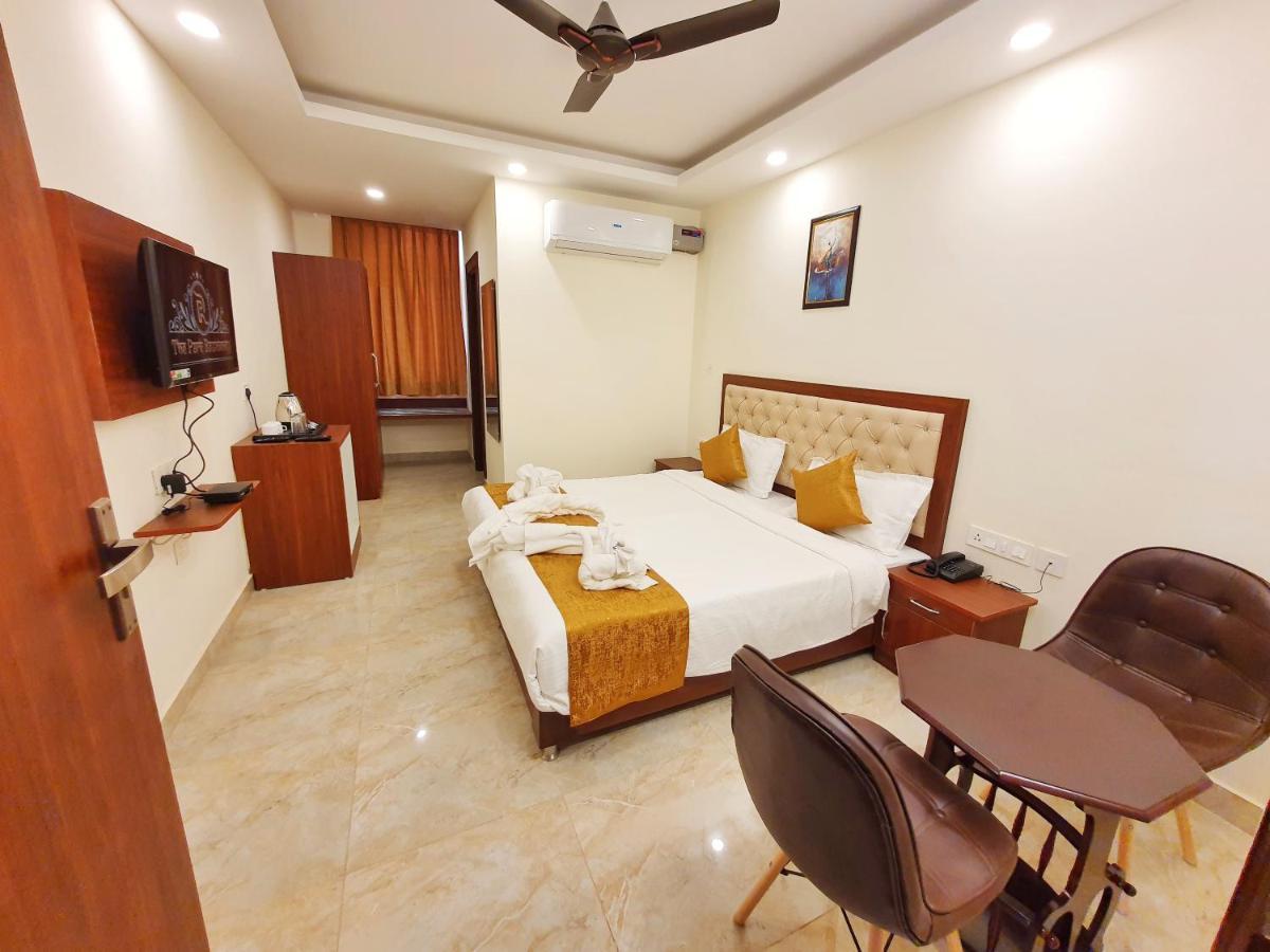 The Park Residency Hotel Дехрадун Екстериор снимка