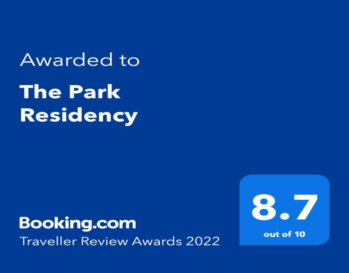 The Park Residency Hotel Дехрадун Екстериор снимка